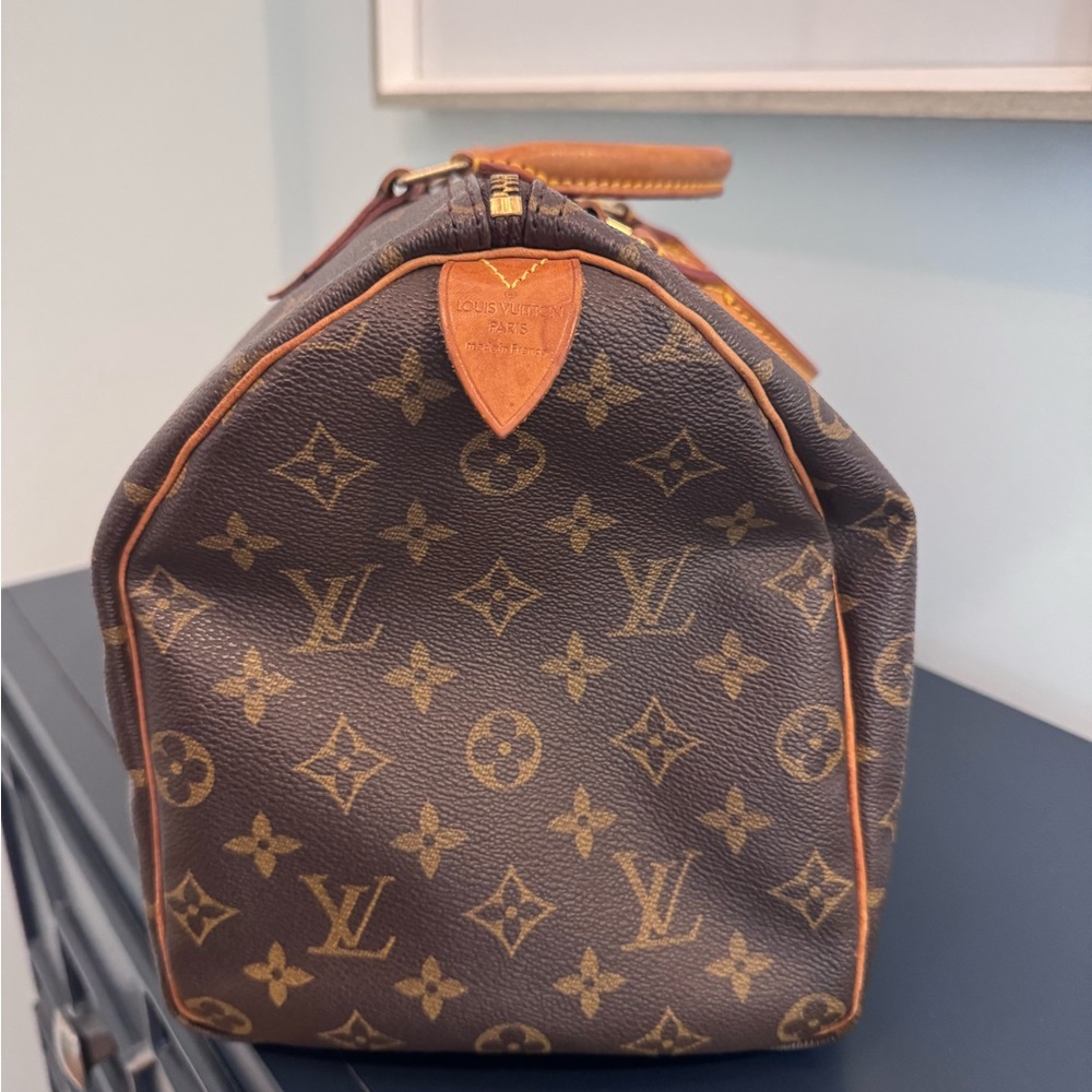 Louis Vuitton Monogram Speedy 35 - Picture 3 of 11